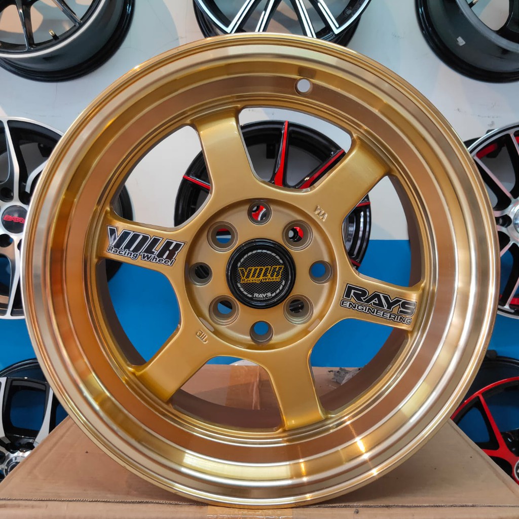 Avanza Berwajah Baru: Sentuhan Sporty dengan Velg TE37