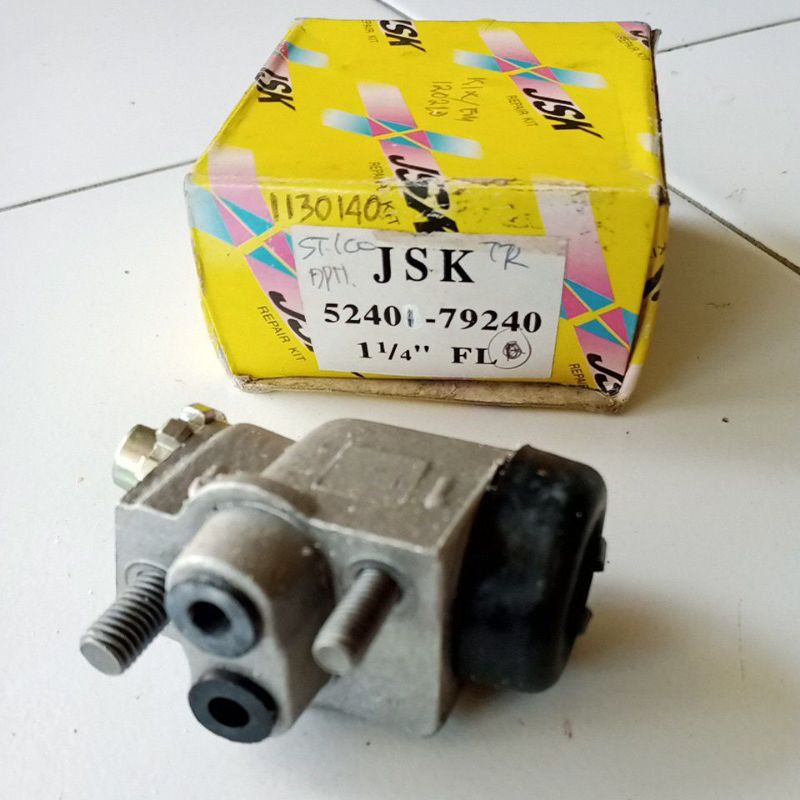 Jual Wheel Cylinder Blok Rem Roda Depan Suzuki Carry St Rh Kanan Shopee Indonesia