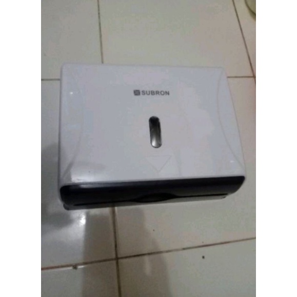 Jual tempat tissue subron putih/tempat tissue subron putih | Shopee ...