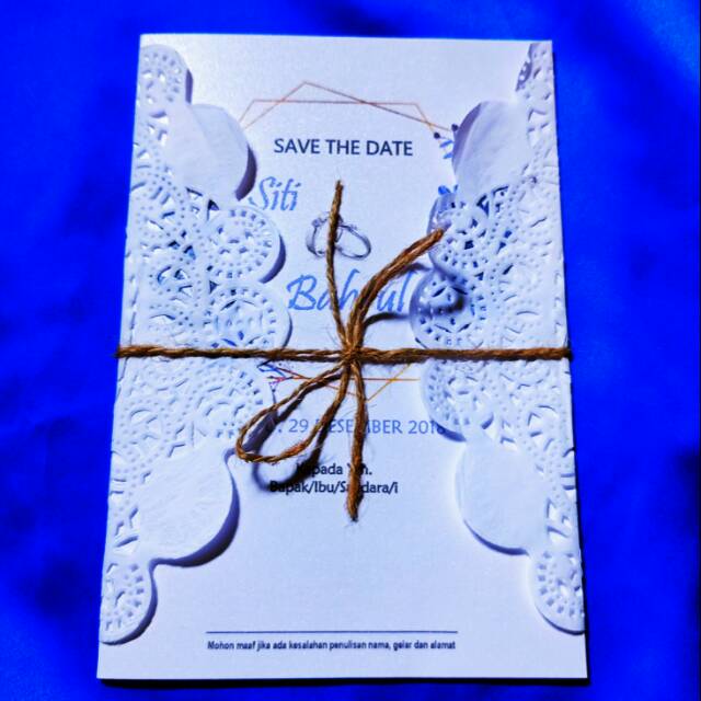 Jual Undangan Pernikahan Tema Rustic Warna Biru Klasik Natural Kertas ...