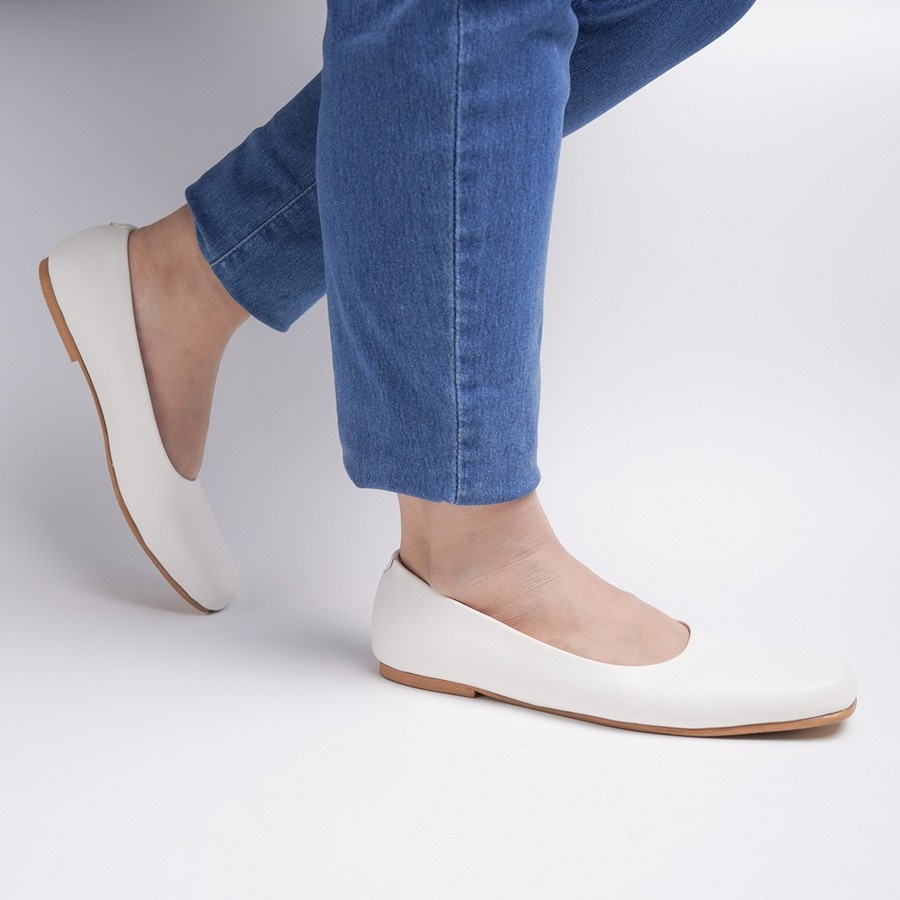 Ladies Patterned Overcoat Beautifully Tailored Ladies' Coat In