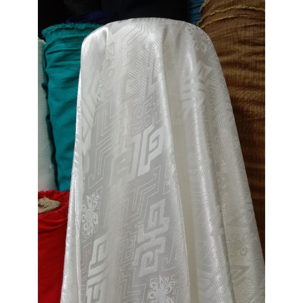 Jual kain/bahan sutra silk embos | harga untuk 0,5 meter ( 50 cm ...