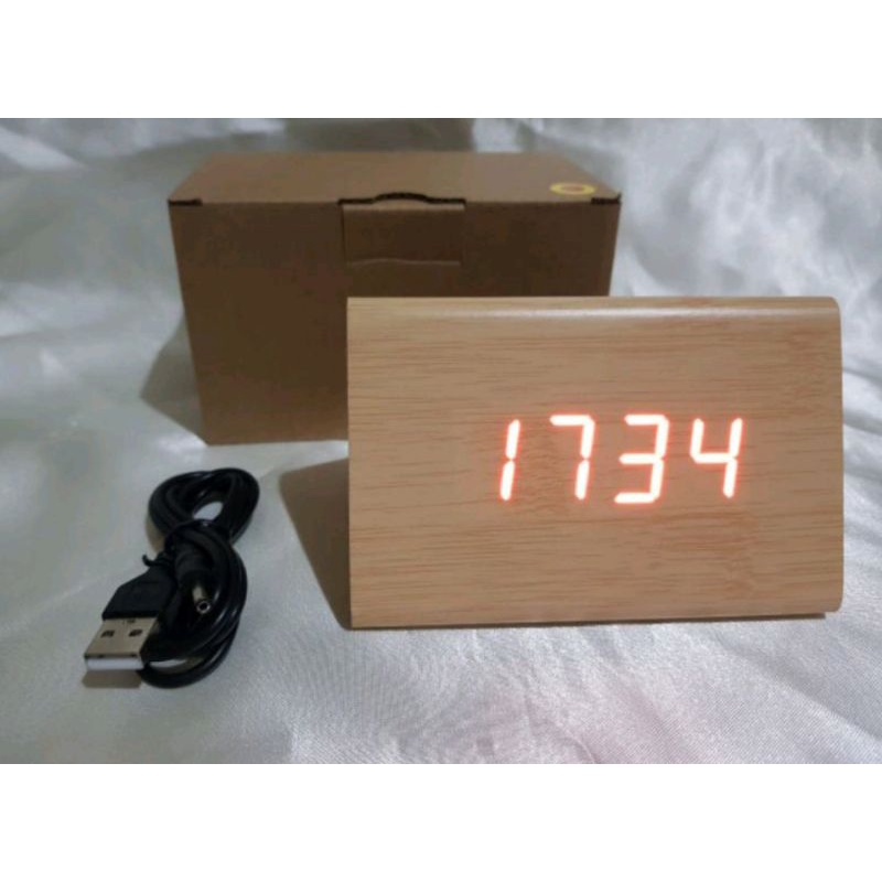 Jual Jam kayu LED Segitiga / Jam Meja Kayu Import Unik/Jam Meja ...