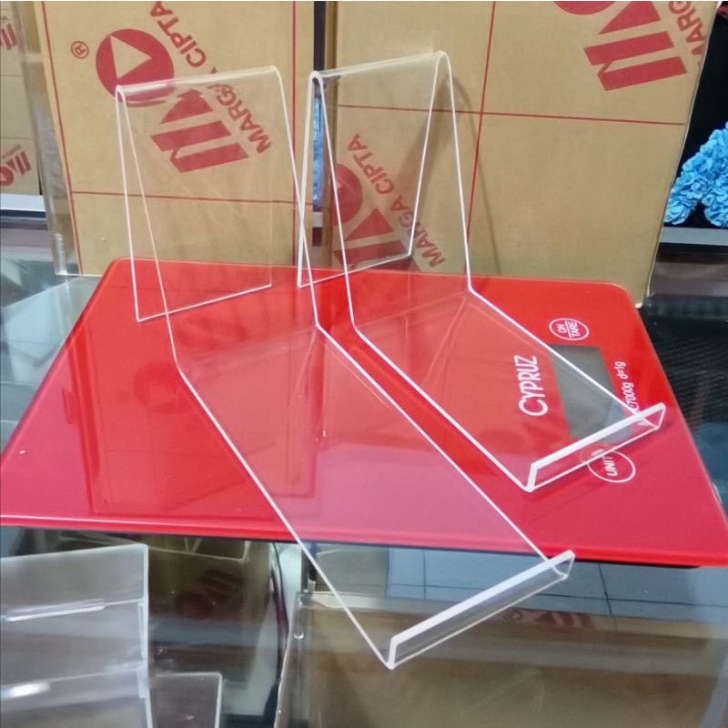 Jual stand sepatu akrilik / display sepatu akrilik / dudukan sepatu ...