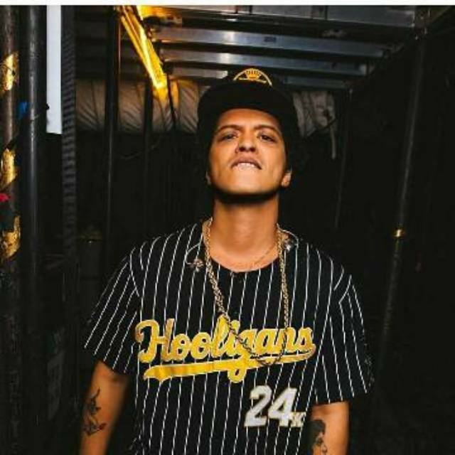 Hooligans baseball jersey clearance