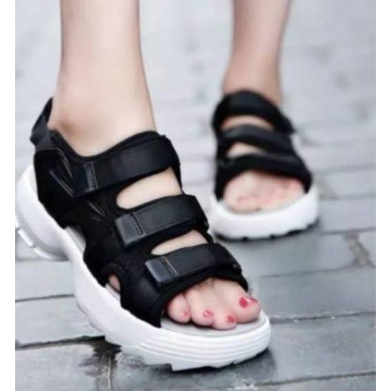 Sandal deals fila perempuan