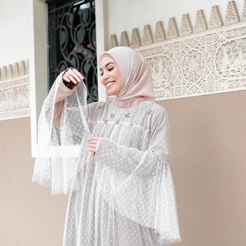 Jual Emira Dress | Exclusive Series | Raya Collection 2023 | Shopee ...