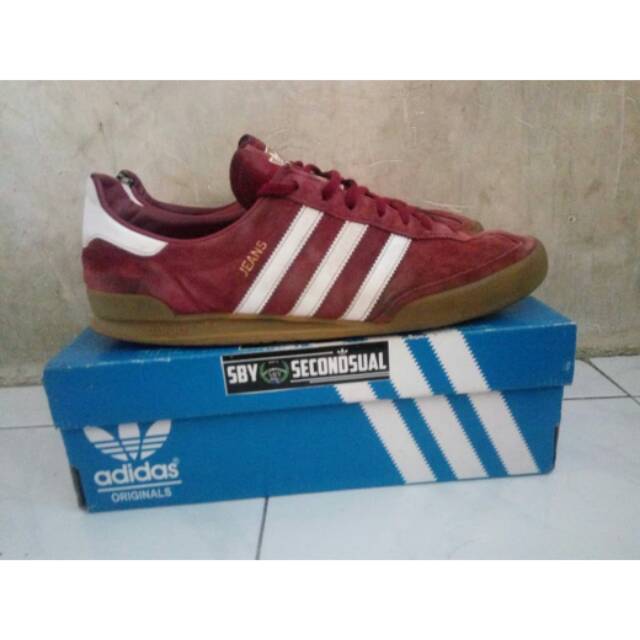 Adidas jeans outlet maroon