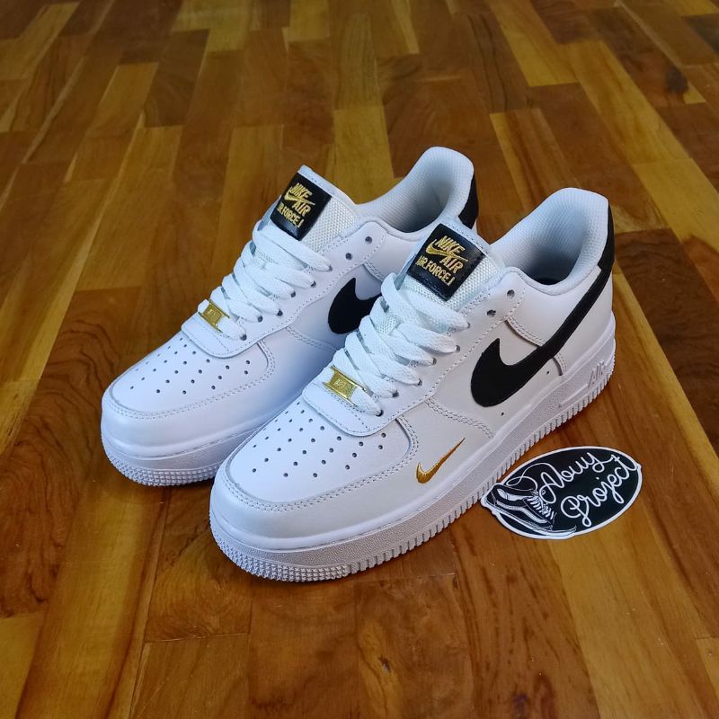 Jual Air Force 1 Low 07 Essential White Black Gold Shopee Indonesia