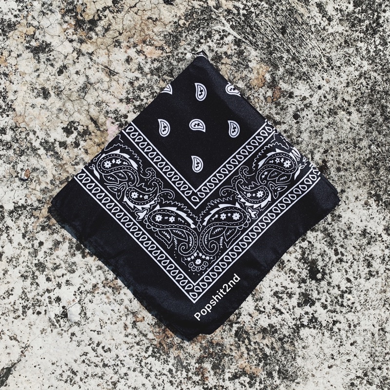 Jual Bandana slayer warna HITAM motif paisley | Shopee Indonesia