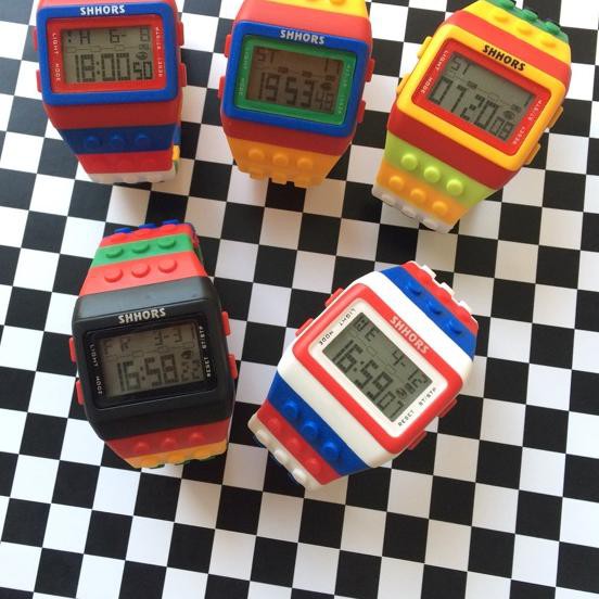 Shhors hotsell lego watch