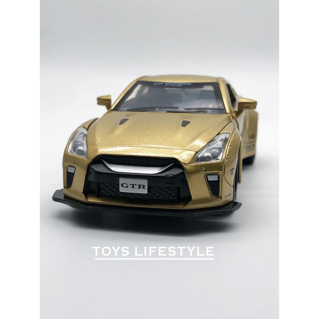 Jual Miniauto Diecast - Nissan GT-R R35 (Emas) | Shopee Indonesia