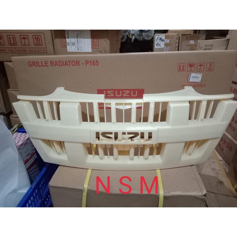 Jual GRILLE RADIATOR P165 - ISUZU PANTHER NEW FIST / GRAND TOURING ...