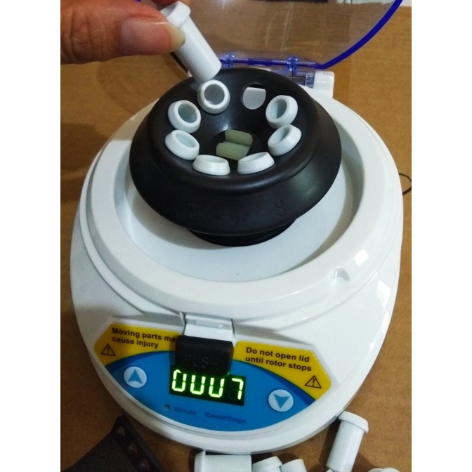 Jual Centrifuge Digital 6000 Rpm Model Mini-6K Timer Setting Brand ...