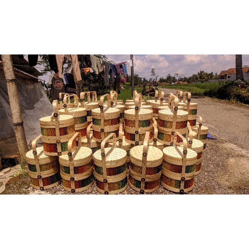 Jual rantang/hampers bambu susun uk 20cm anyaman mendong | Shopee Indonesia