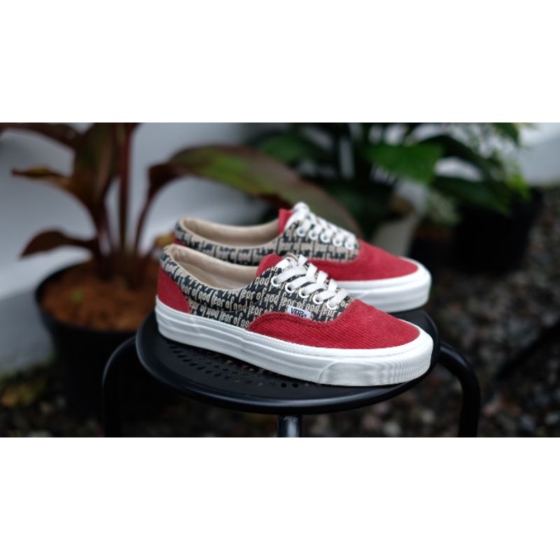 Harga vans fear outlet of god