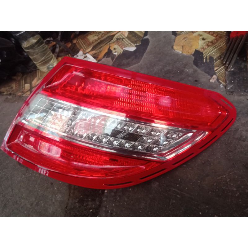 Jual STOPLAMP/LAMPU BELAKANG MERSEDES BENZ/MERCY LED W204/C200 | Shopee ...