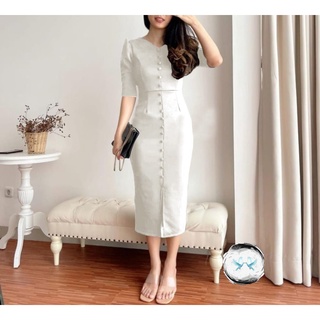 Dress putih outlet simple