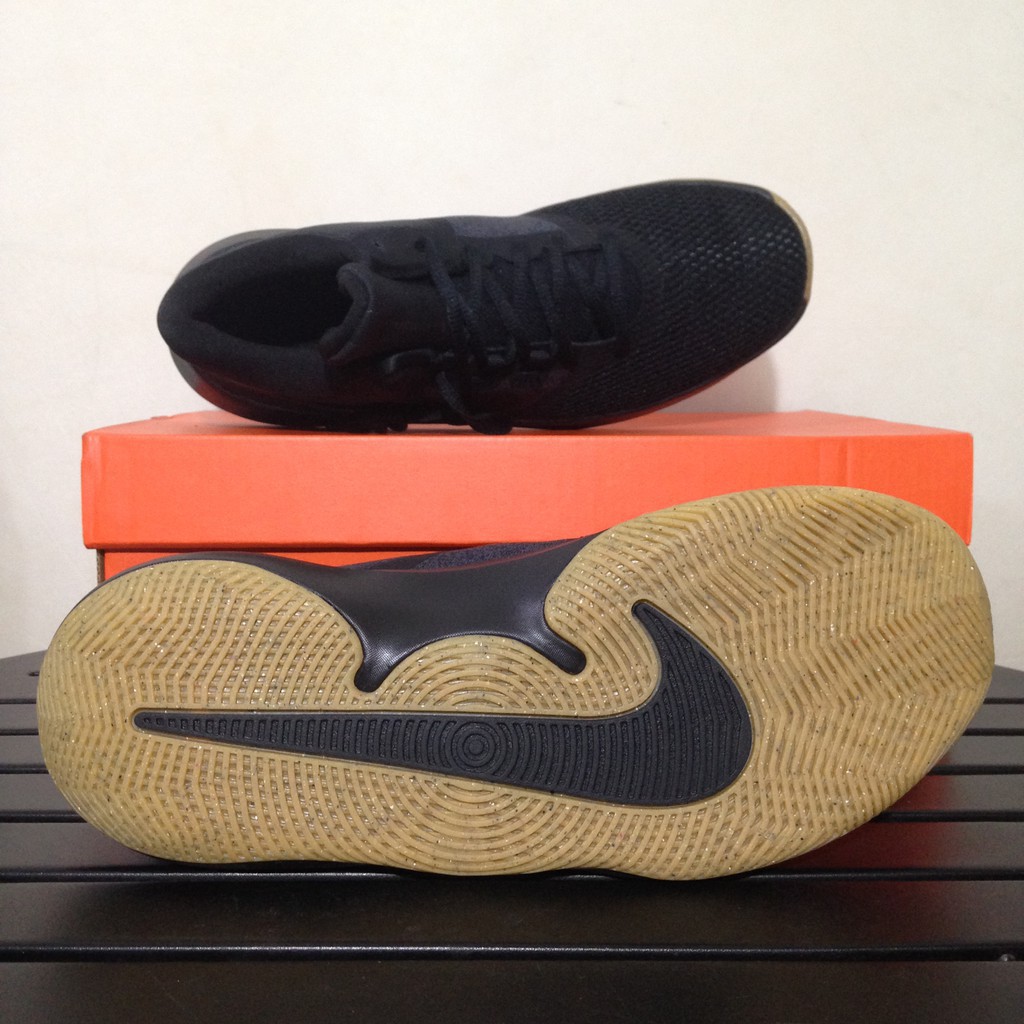 Sepatu basket outlet nike air precision