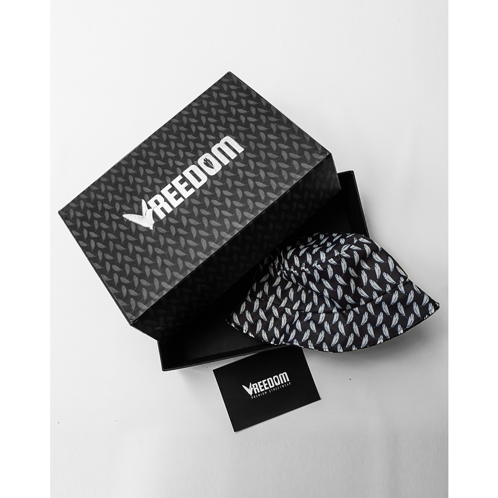 Jual VREEDOM Snowcap Bucket Hat dan Box | Shopee Indonesia