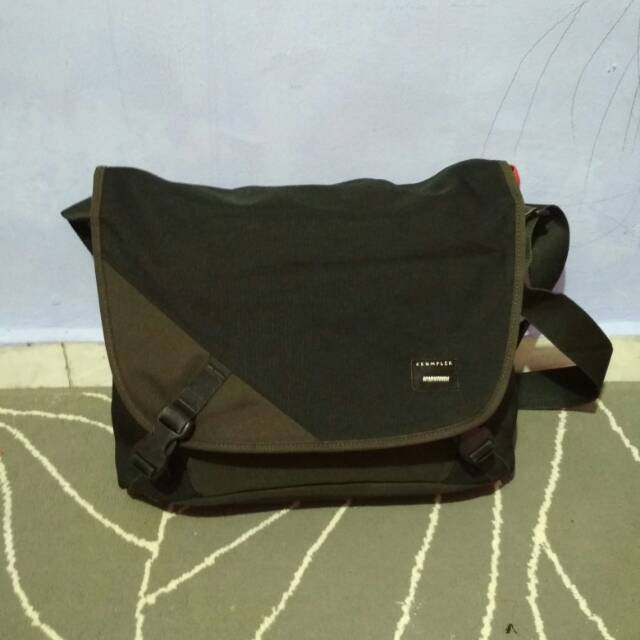 Jual Crumpler the SKIVVY-L | Shopee Indonesia