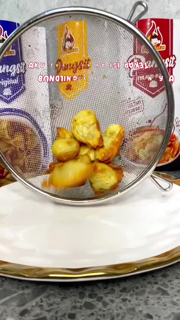 Jual Nyai Mercon - Paket 3 rasa pangsit (Pangsit Rangu, Pangsit Keju ...
