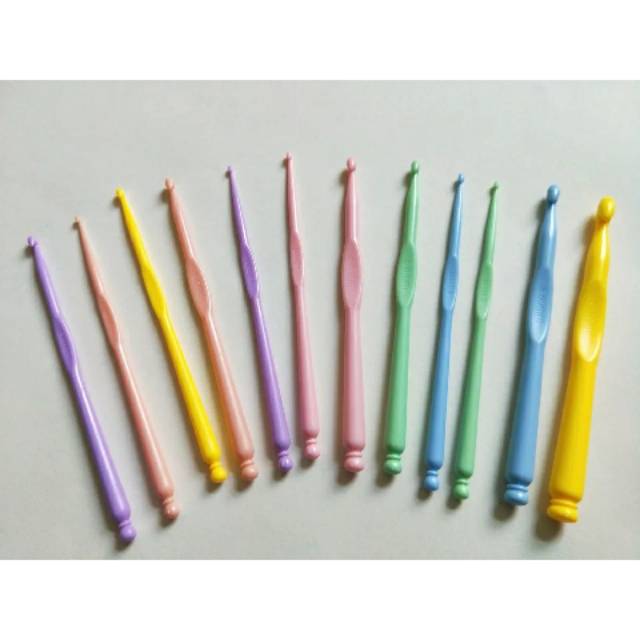 Jual Hakpen/jarum rajut plastik/crochet hook plastic | Shopee Indonesia