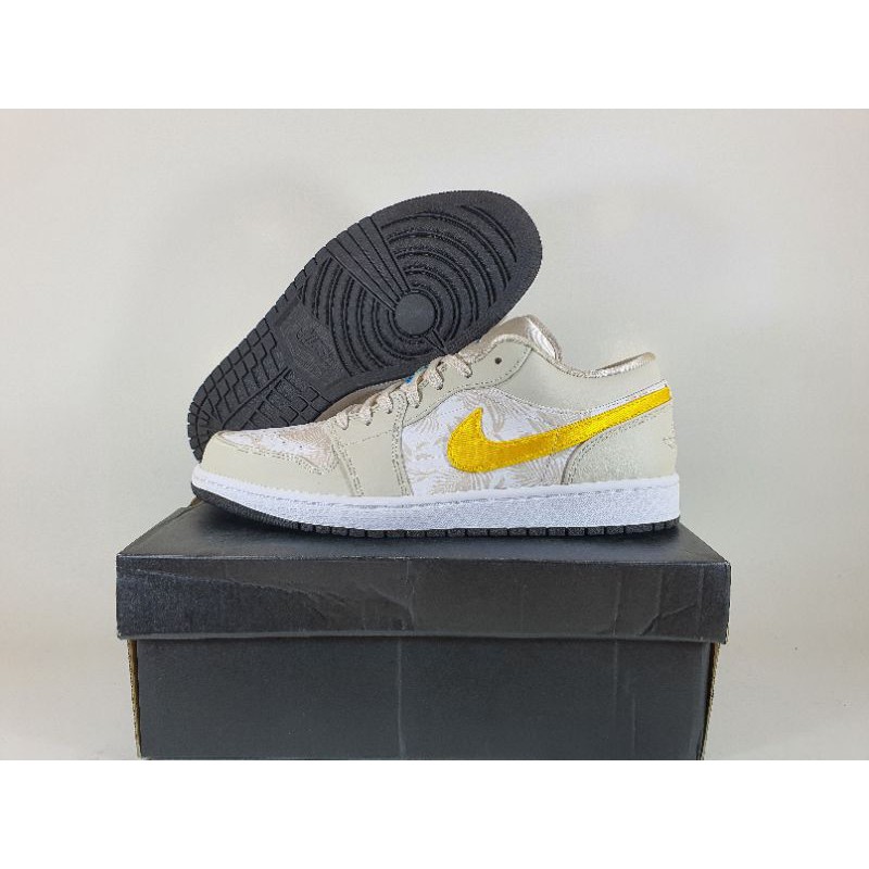 sepatu basket air jordan 1