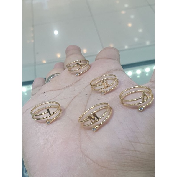 Jual cincin spiral inisial emas terbaru | Shopee Indonesia