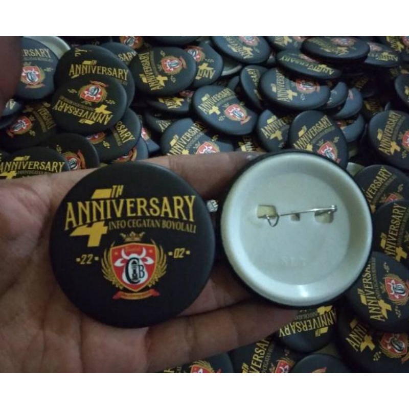 Jual (TANPA P.O) PIN CUSTOM 58 PENITI 5,8cm 58mm Pin Custom Pin ...