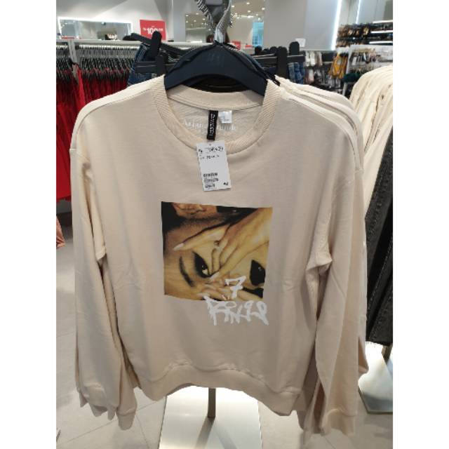 H&m sweater ariana discount grande