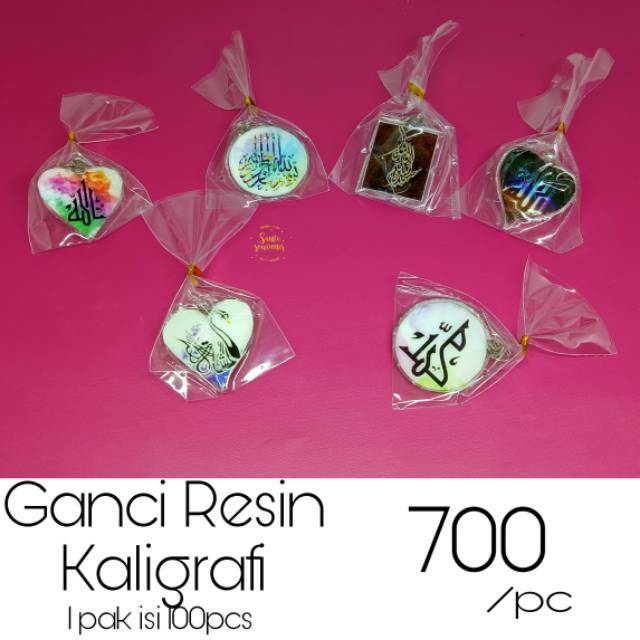 Jual Souvenir Pernikahan Gantungan Kunci Kaligrafi Resin Isi 100pcs ...