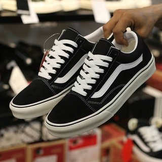 Harga sepatu vans on sale off the wall