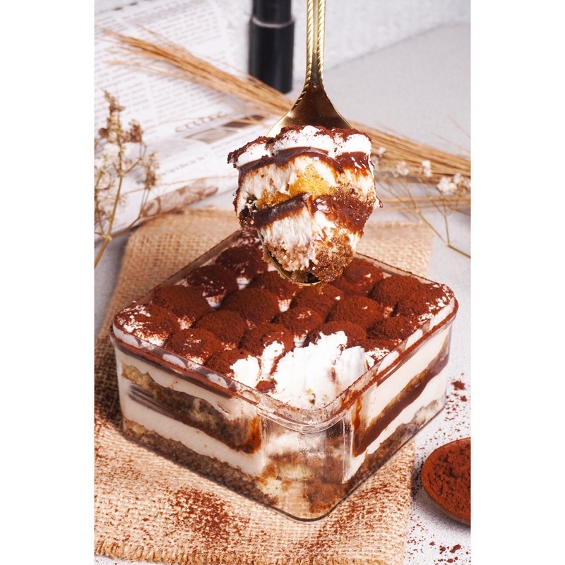 Jual Bittersweet by Najla Tiramisu Dessert Box Shopee Indonesia