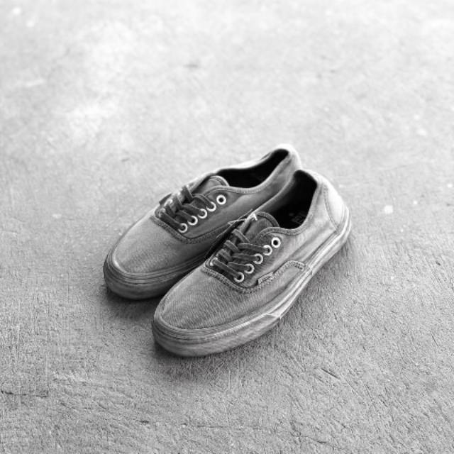 Vans overwashed outlet