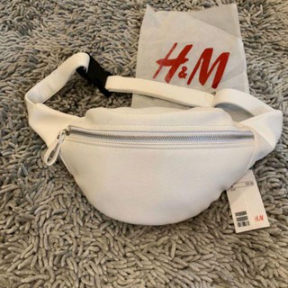 H and outlet m belt bag