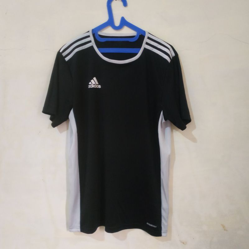 Jersey adidas hot sale hitam