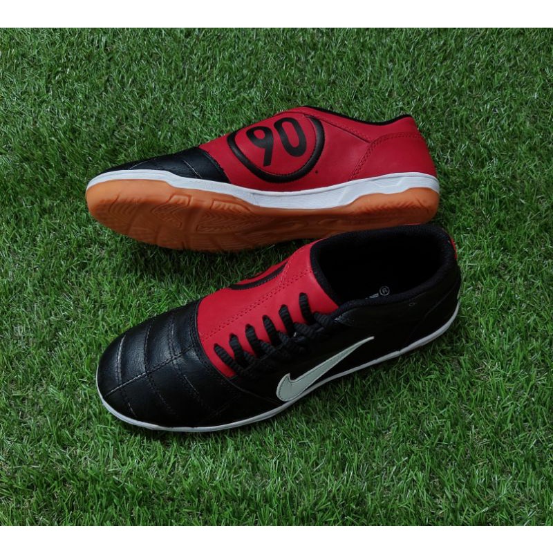 sepatu nike futsal t90