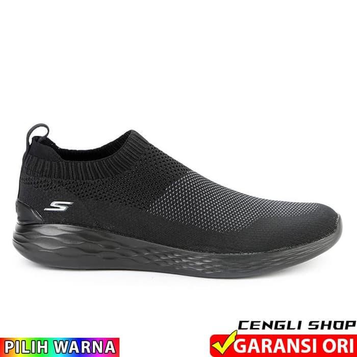 Skechers go shop strike black