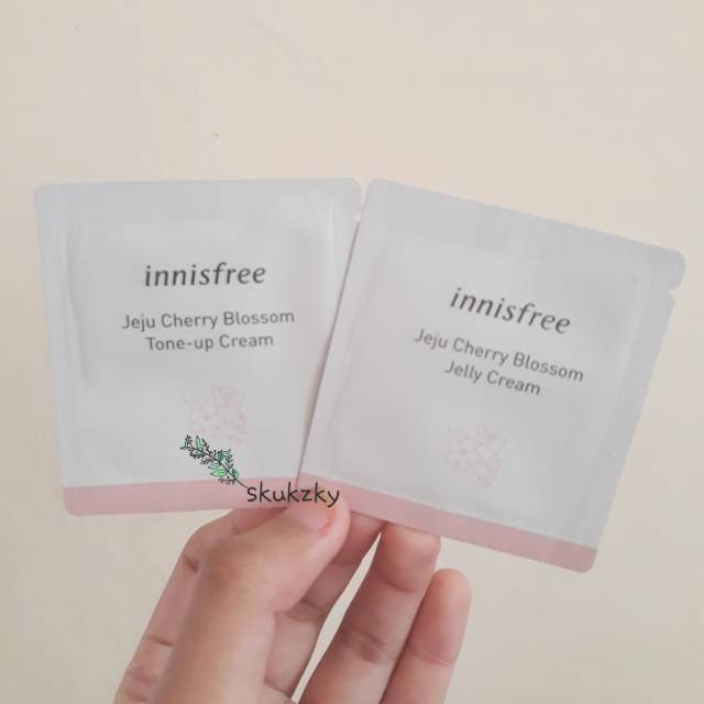 Jual [SAMPLE] INNISFREE Jeju Cherry Blossom Tone up Cream / Jelly Cream ...