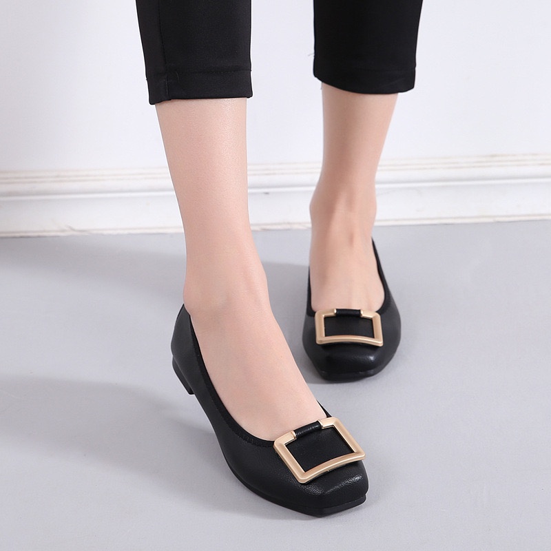  Flat Shoes Wanita