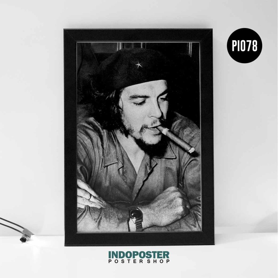 Jual Poster Aesthetic Monochrome Famous Che Guevara A3 45x30cm | Shopee ...