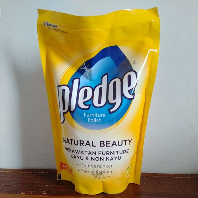 Jual Pledge Furniture Polish Liquid Pouch 450ml | Shopee Indonesia