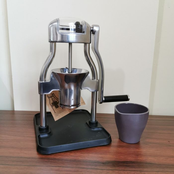 Jual Rok Coffee Grinder Manual Alat Penggiling Mesin Giling Biji Kopi Shopee Indonesia
