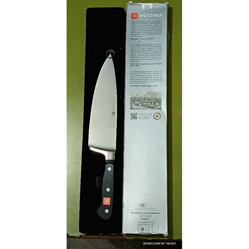 Pisau Dapur Wusthof Classic Chef's Knife 4584/20 cm. Made in Solingen,  Germany.