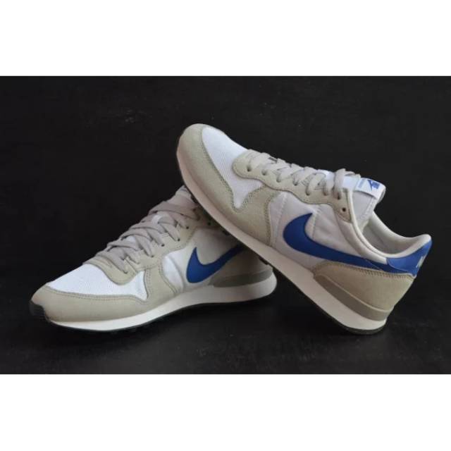 Nike on sale internationalist original