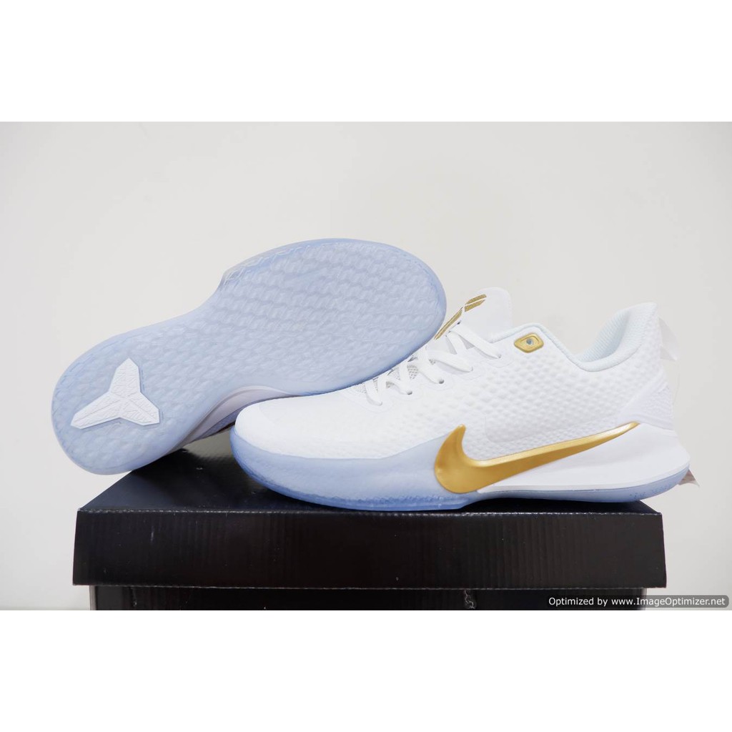 Nike mamba best sale focus white gold