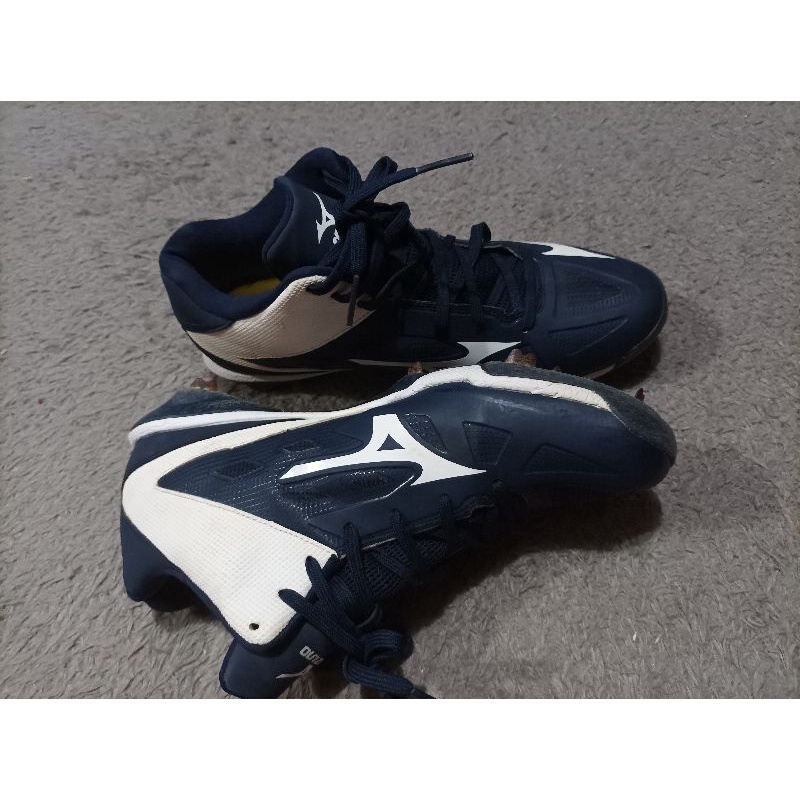 Sepatu store baseball mizuno