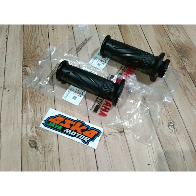 Jual Handgrip Mio Plus Selongsong Gas Ori Sepasang Shopee Indonesia