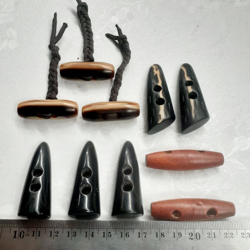 Jual Original Stopper Kancing Kimtan Tanduk Variasi Tali 2 Lubang ...